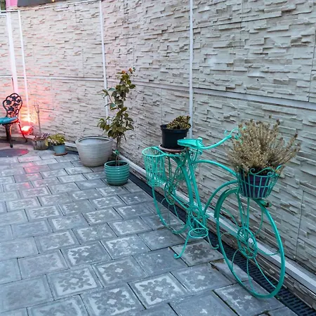 Conacul Coroanei Luxury Boutique 5* Бухарест
