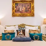 Conacul Coroanei Luxury Boutique 5*