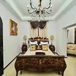 Hotel Conacul Coroanei Luxury Boutique 5*