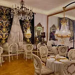 Conacul Coroanei Luxury Boutique Hotell 5*