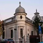 Conacul Coroanei Luxury Boutique