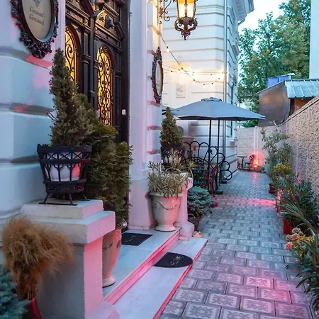 Conacul Coroanei Luxury Boutique 5*