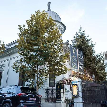 Conacul Coroanei Luxury Boutique 5* Bucharest