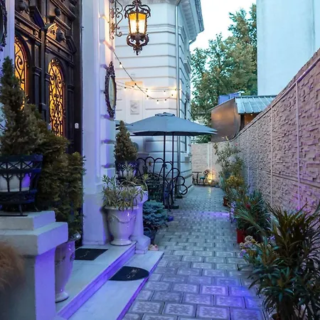 Conacul Coroanei Luxury Boutique Hotel Bucharest