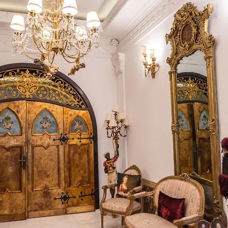 Conacul Coroanei Luxury Boutique Hotel 5*