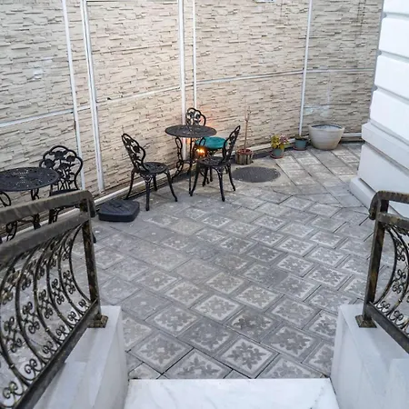 Conacul Coroanei Luxury Boutique Hotel 5*