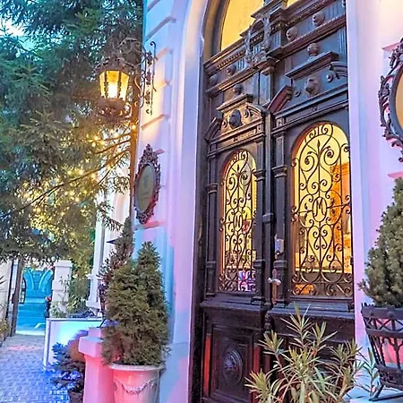 Hotell Conacul Coroanei Luxury Boutique Bukarest