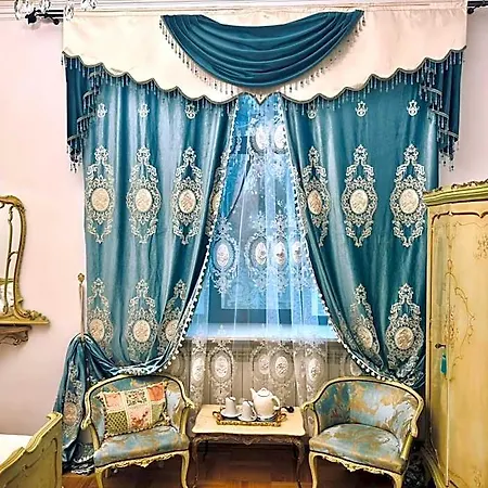 Conacul Coroanei Luxury Boutique 5* Bukarest