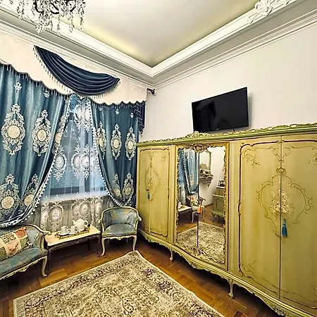 Hotell Conacul Coroanei Luxury Boutique