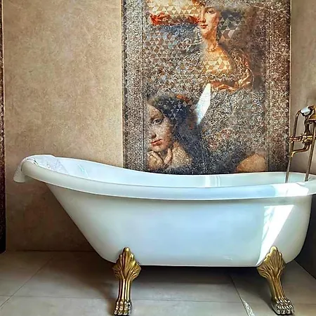 ホテル Conacul Coroanei Luxury Boutique 5*