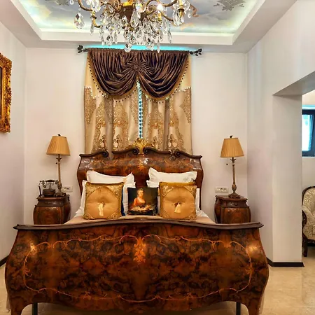 Conacul Coroanei Luxury Boutique ホテル 5*