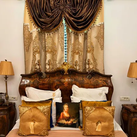 ホテル Conacul Coroanei Luxury Boutique 5*