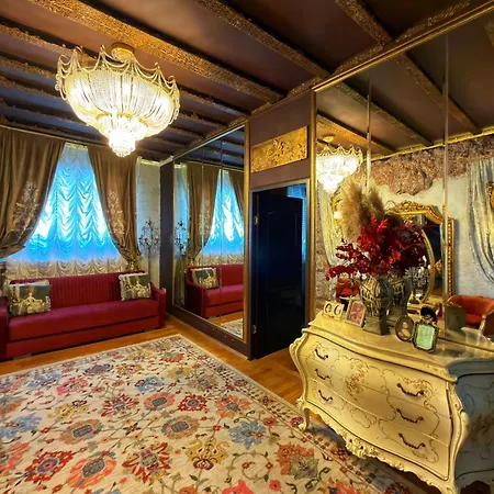 ホテル Conacul Coroanei Luxury Boutique