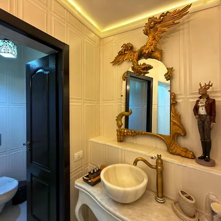 Hotell Conacul Coroanei Luxury Boutique Bukarest