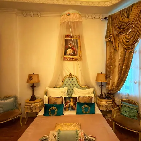Hotell Conacul Coroanei Luxury Boutique
