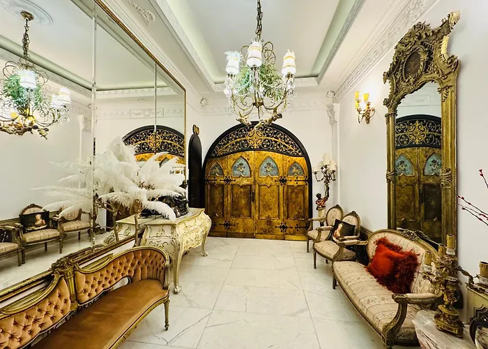 Conacul Coroanei Luxury Boutique 호텔