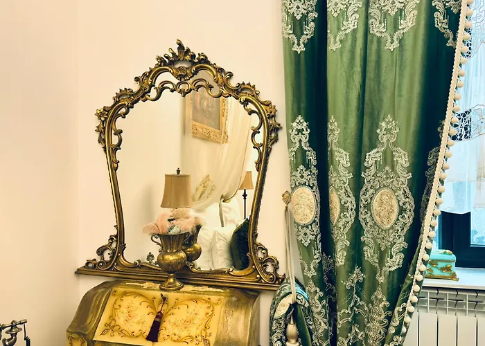 Conacul Coroanei Luxury Boutique 호텔 부쿠레슈티