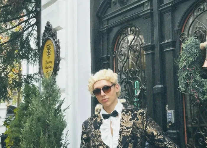 Conacul Coroanei Luxury Boutique Bucureşti