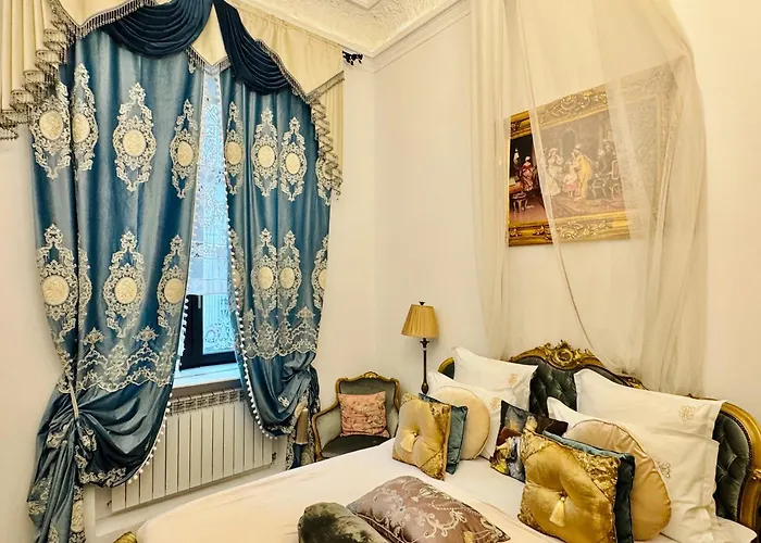 Hotel Conacul Coroanei Luxury Boutique Bukarest