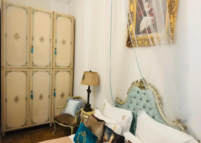 호텔 Conacul Coroanei Luxury Boutique 5*